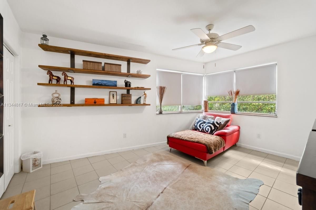 Real estate property located at 4800 Pine Tree Dr #101, Miami-Dade County, Miami Beach, FL