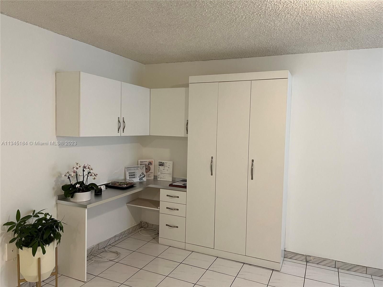 Real estate property located at 1614 West Ave #203, Miami-Dade County, Miami Beach, FL
