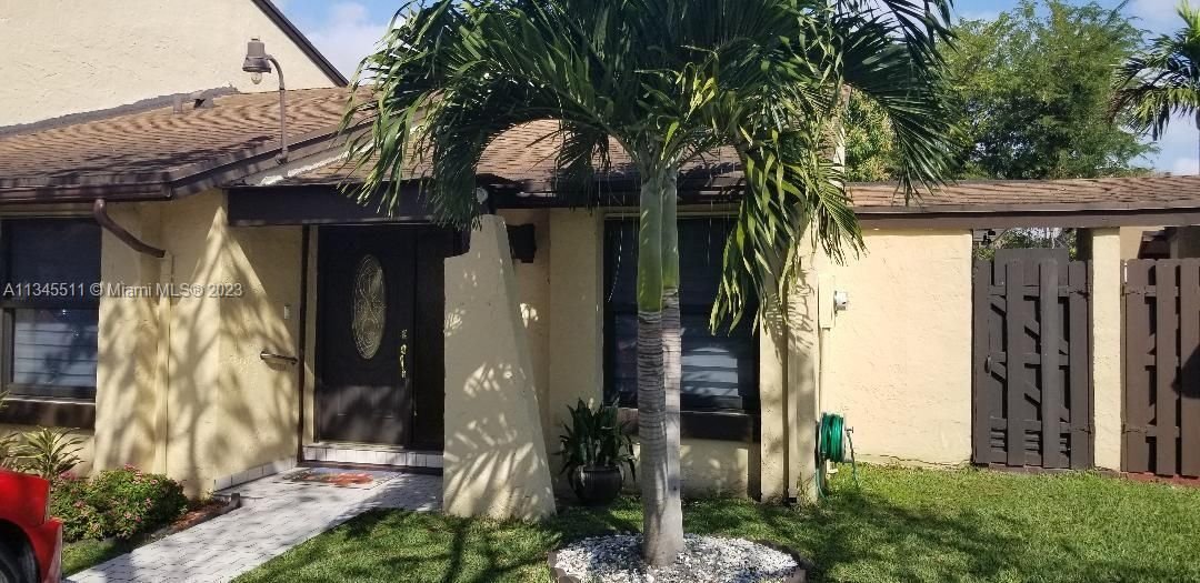 Real estate property located at 12723 71st Ter, Miami-Dade County, Miami, FL