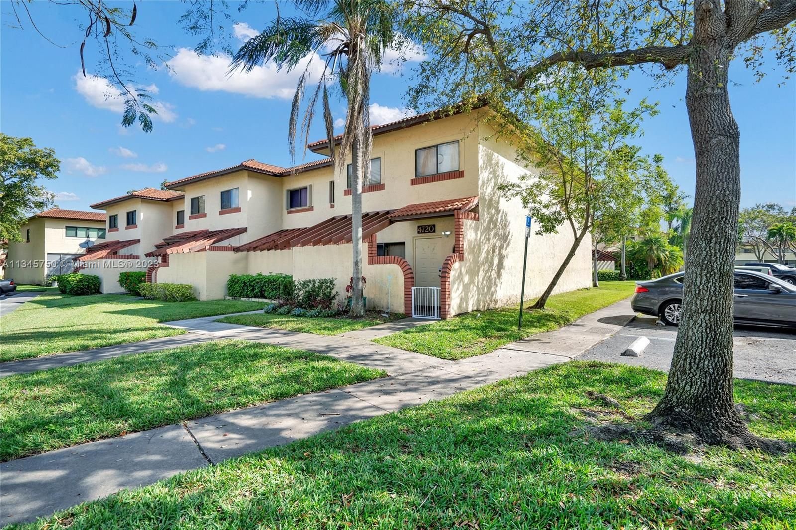Real estate property located at 4720 90th Ave #1, Broward County, Sunrise, FL