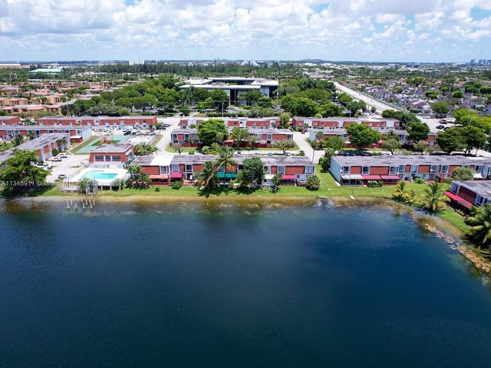Real estate property located at 500 107th Ave #9B, Miami-Dade County, Miami, FL