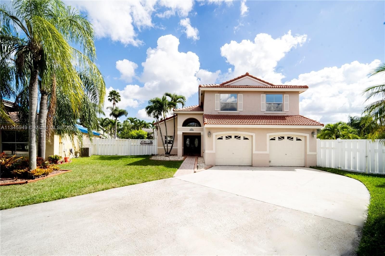 Real estate property located at 16480 1st St, Broward County, Pembroke Pines, FL