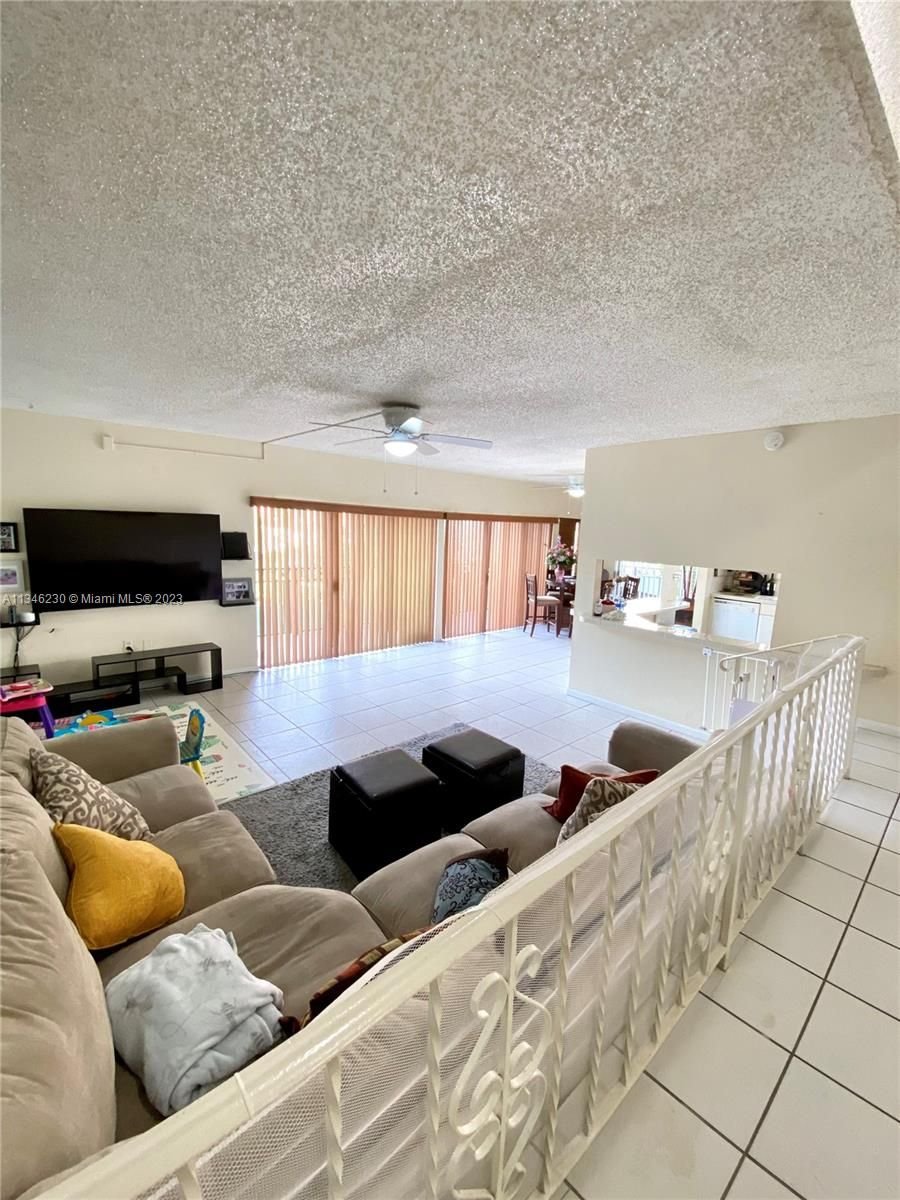 Real estate property located at 4850 63rd Ter #421, Broward County, Davie, FL