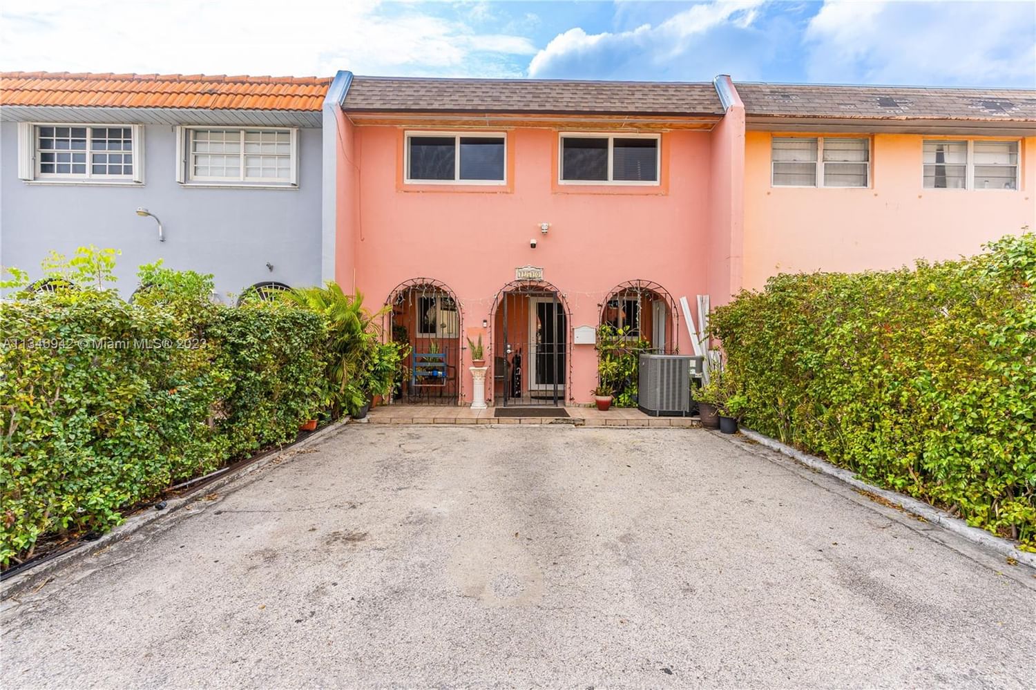 Real estate property located at 7270 2nd Ln #7270, Miami-Dade County, Hialeah, FL