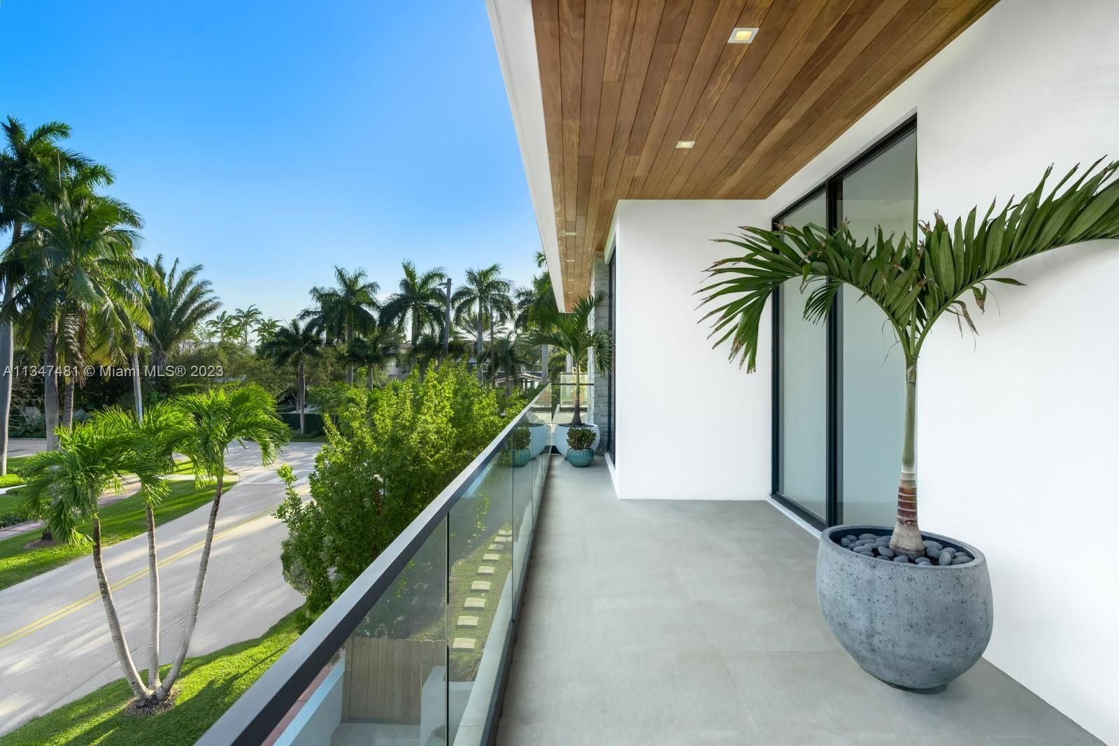 Real estate property located at 5701 Bay Rd, Miami-Dade County, Miami Beach, FL
