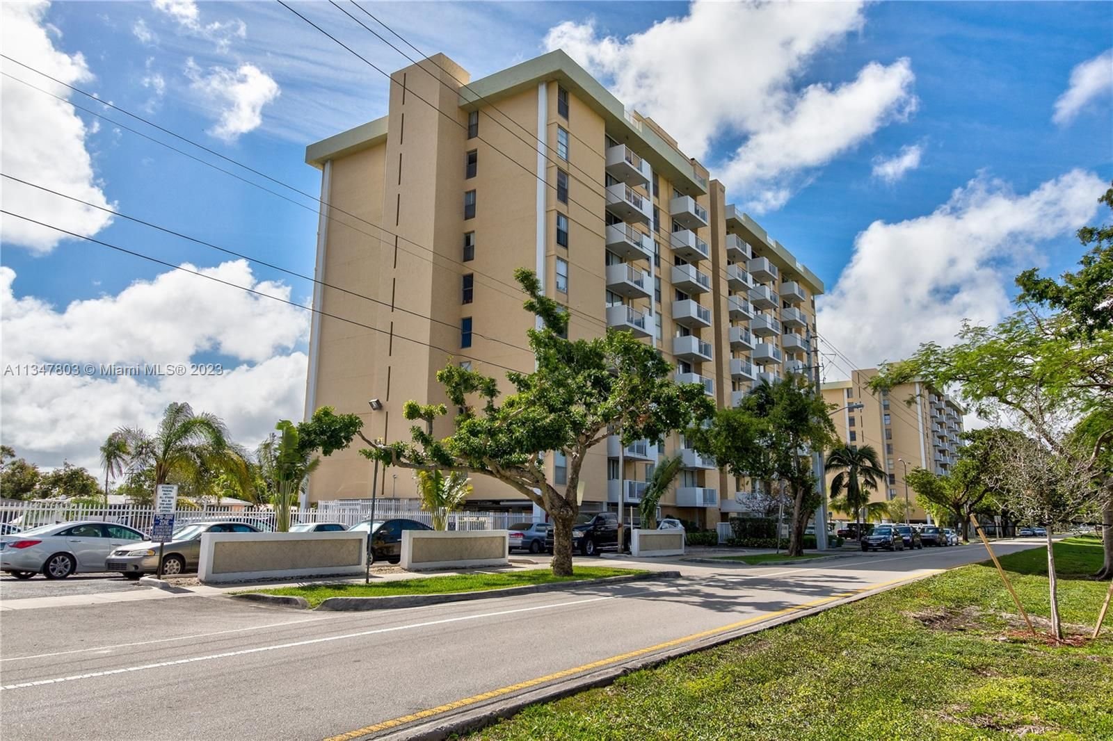 Real estate property located at 2020 135th St #308, Miami-Dade County, KEYSTONE TOWERS CONDO, North Miami, FL