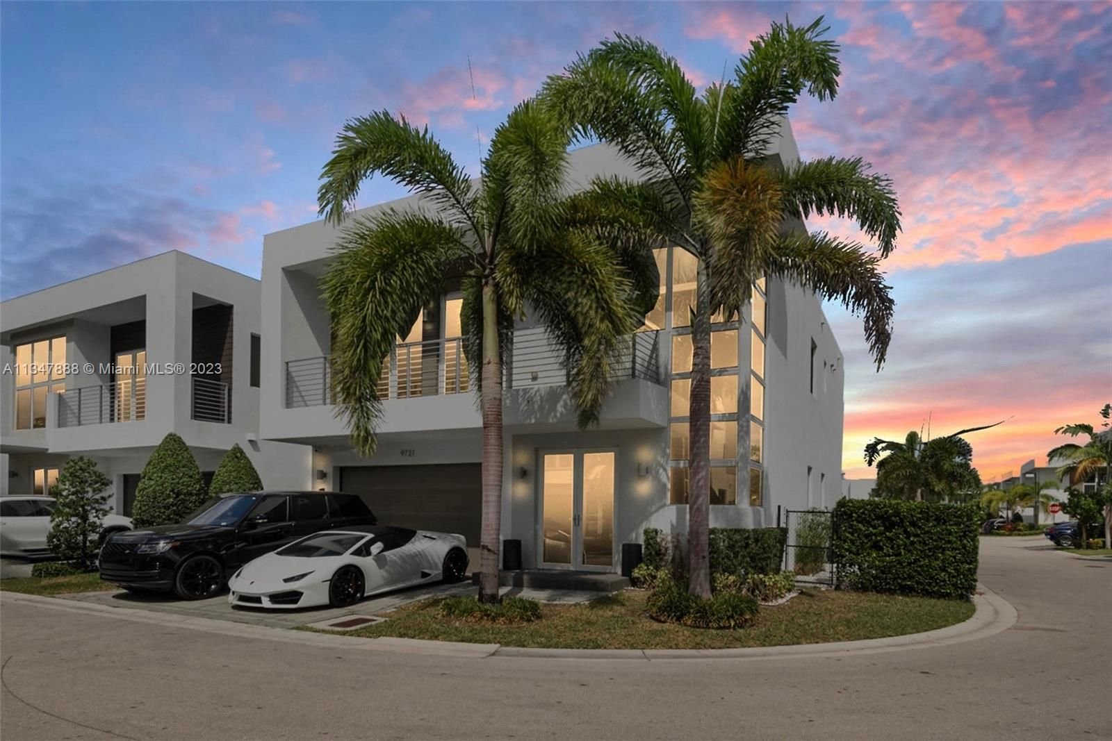 Real estate property located at 9721 74th Ter, Miami-Dade County, Doral, FL