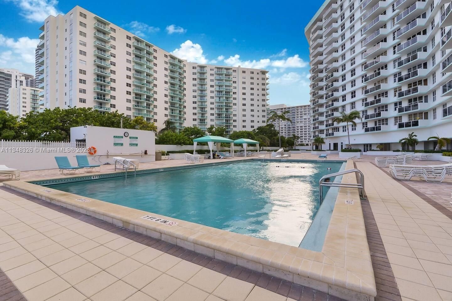 Real estate property located at 3725 Ocean Dr #1019, Broward County, Hollywood, FL