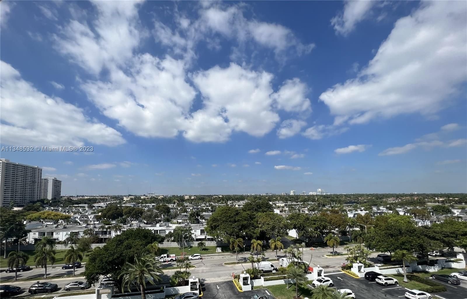 Real estate property located at 800 Parkview Dr #827, Broward County, Hallandale Beach, FL