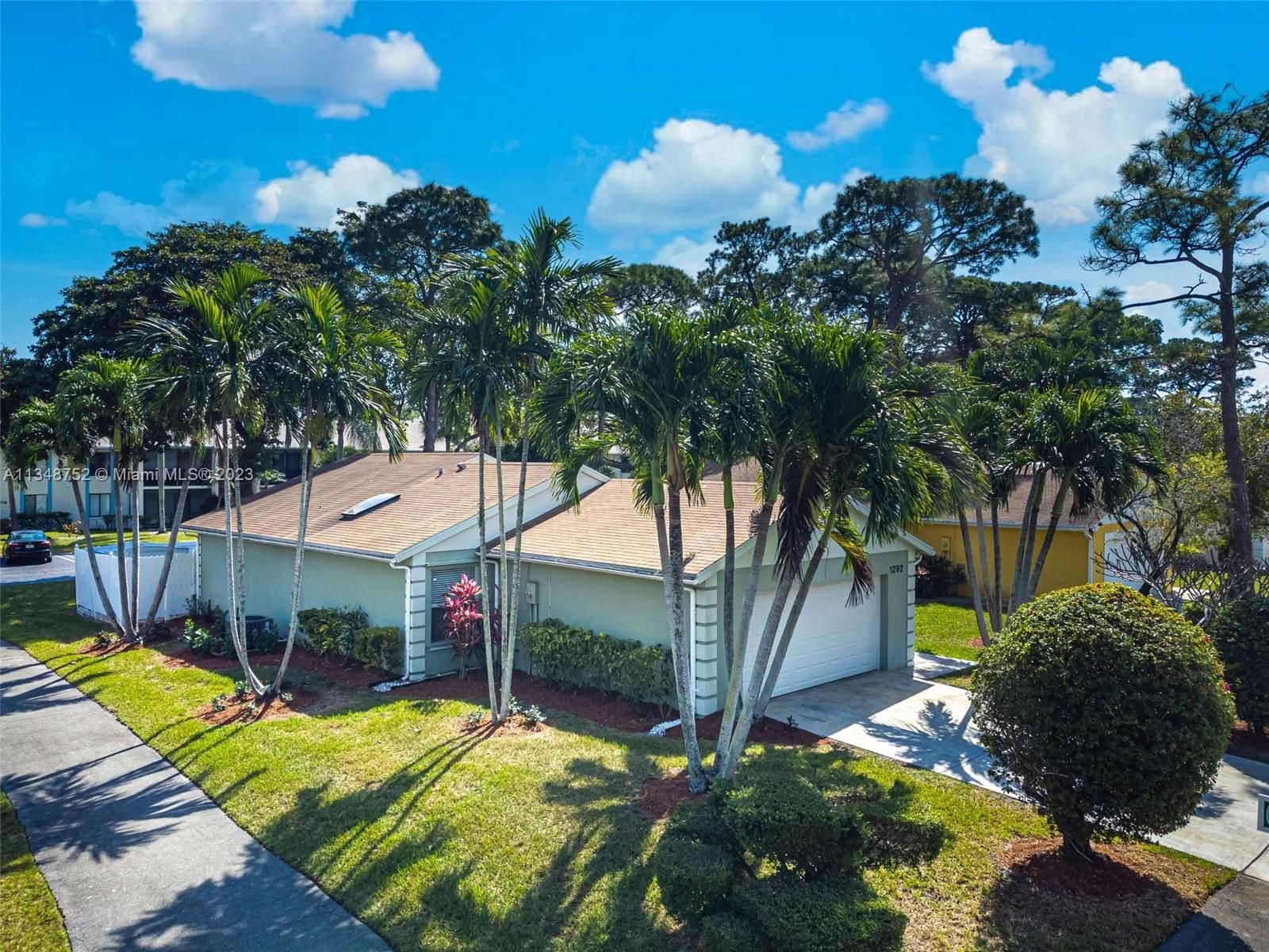 Real estate property located at 1292 Slash Pine Cir, Palm Beach County, West Palm Beach, FL
