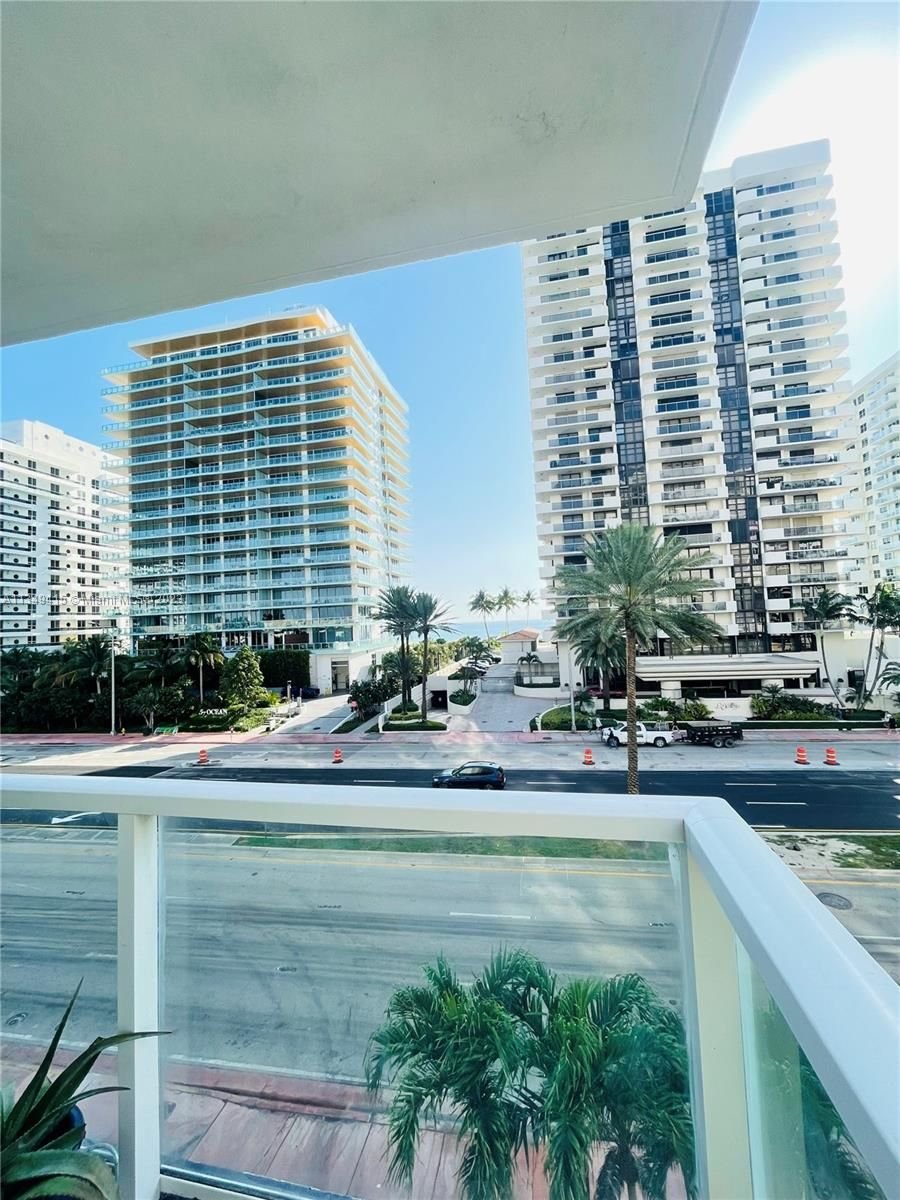 Real estate property located at 5750 Collins Ave #4A, Miami-Dade County, Miami Beach, FL