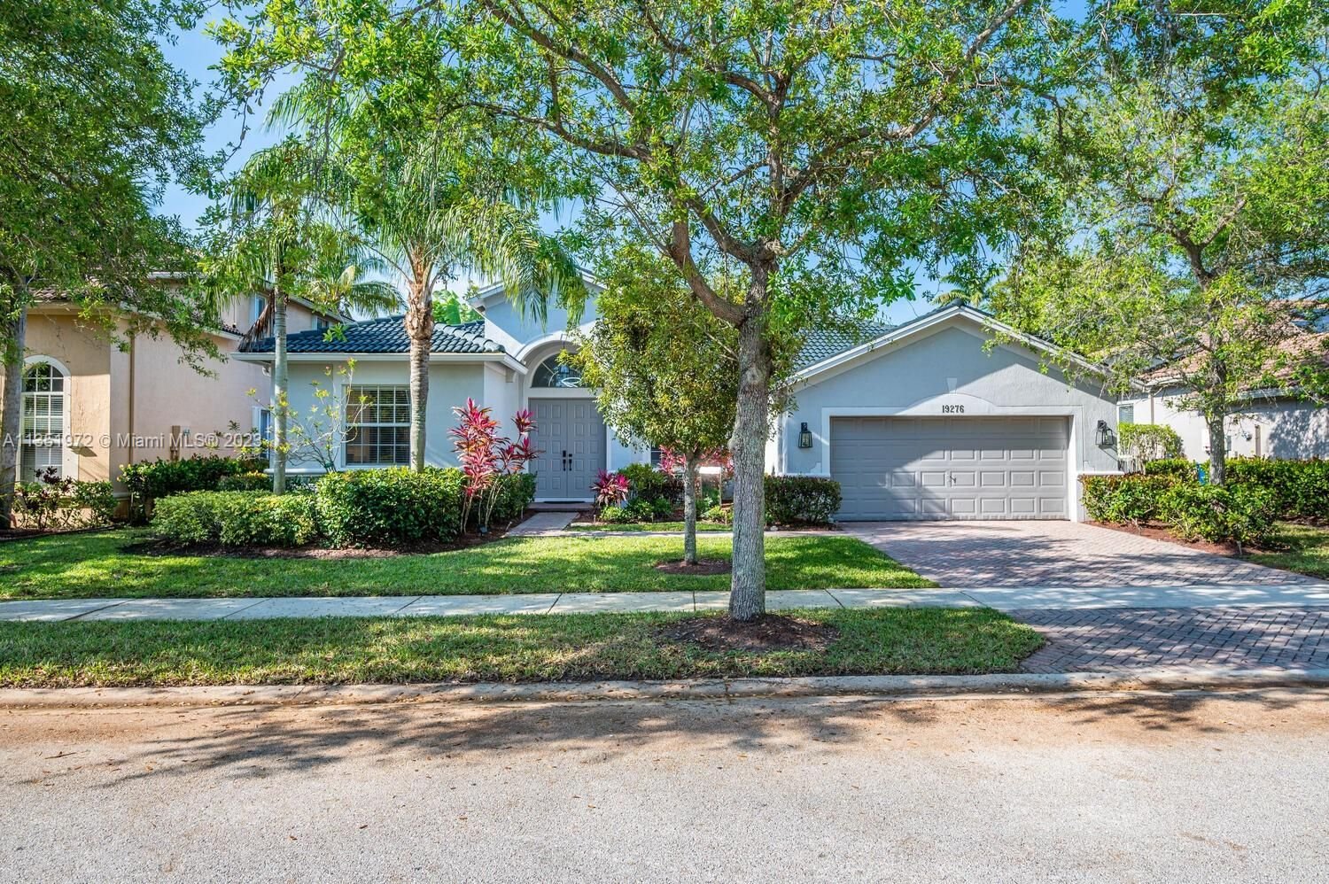 Real estate property located at 19276 Hibiscus St, Broward County, Weston, FL