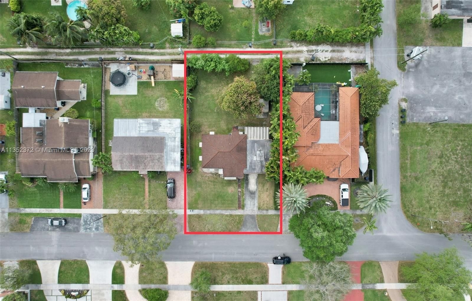 Real estate property located at 1050 Oriole Ave, Miami-Dade County, Miami Springs, FL
