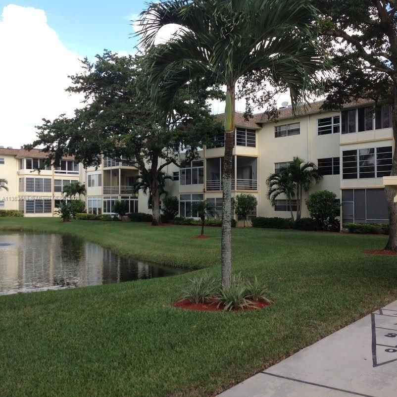 Real estate property located at 5111 Oakland Park Blvd #209, Broward County, Lauderdale Lakes, FL