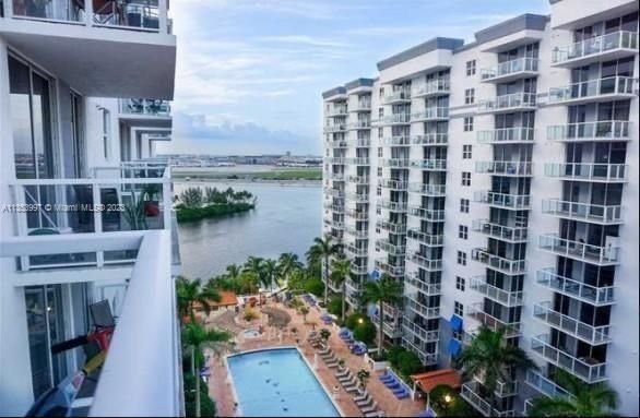Real estate property located at 5077 7th St #804, Miami-Dade County, Miami, FL