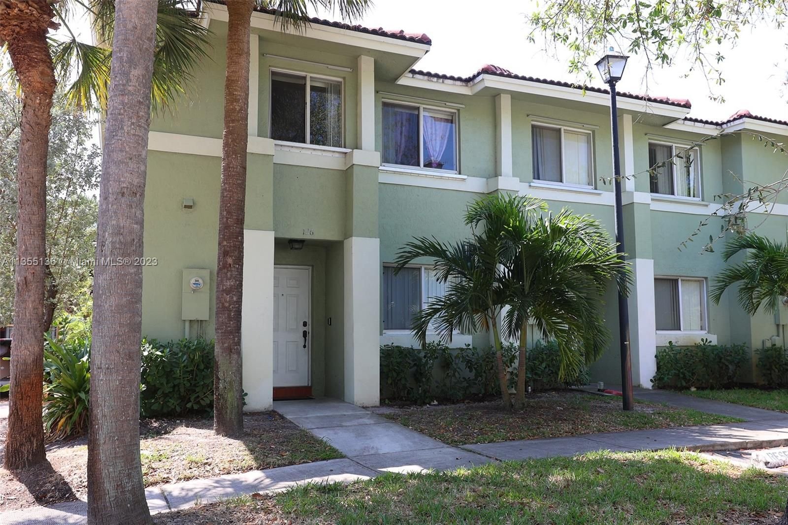 Real estate property located at 126 Hidden Ct Rd #27-D, Broward County, Hollywood, FL