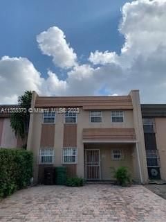 Real estate property located at 940 81st Pl #940, Miami-Dade County, Hialeah, FL