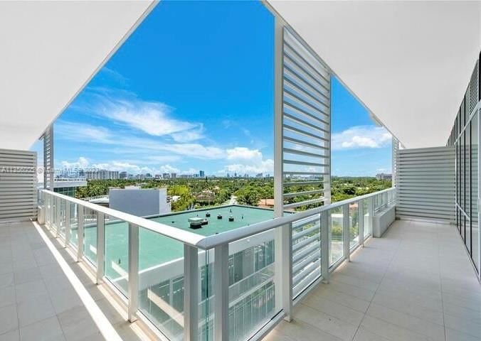 Real estate property located at 4701 Meridian Ave #610, Miami-Dade County, Miami Beach, FL