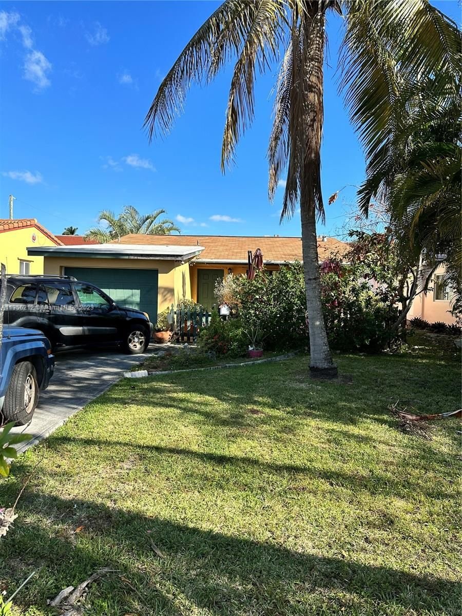 Real estate property located at 1507 Hayes St, Broward County, HOLLYWOOD PLACE, Hollywood, FL