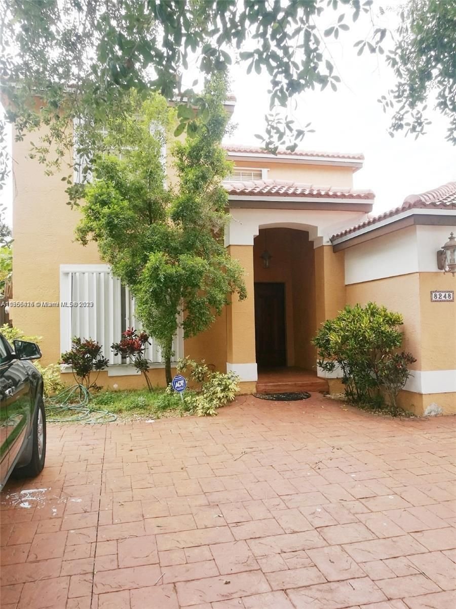 Real estate property located at 8248 199th Ter, Miami-Dade County, Hialeah, FL