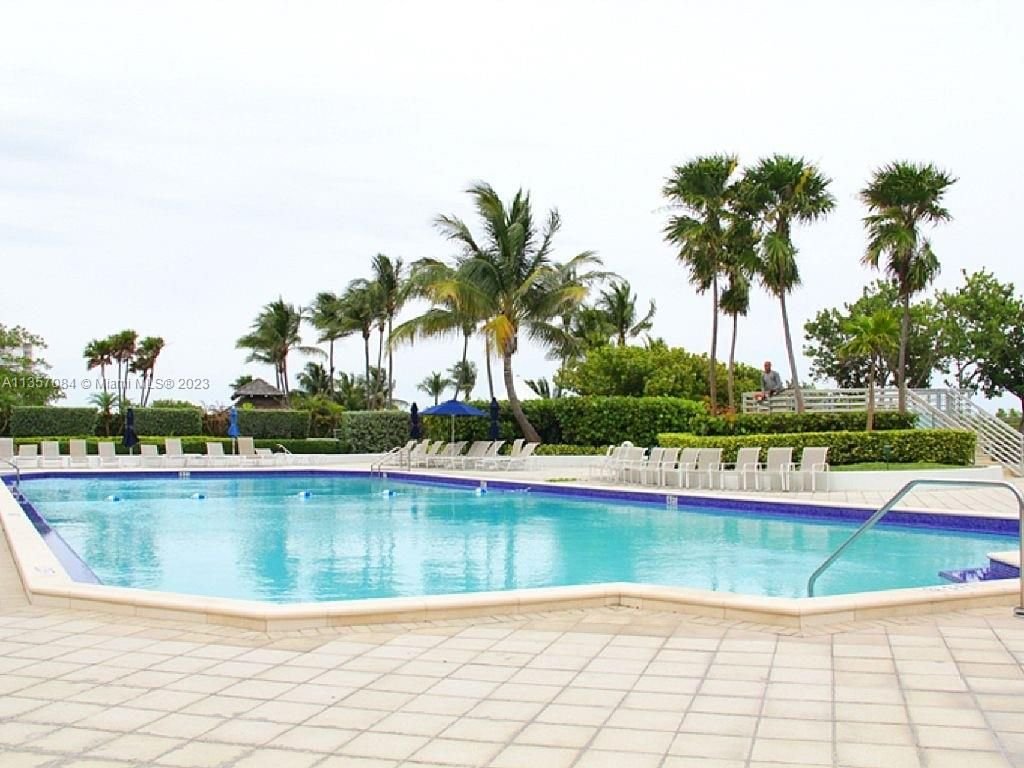 Real estate property located at 5161 Collins Ave #1211, Miami-Dade County, Miami Beach, FL