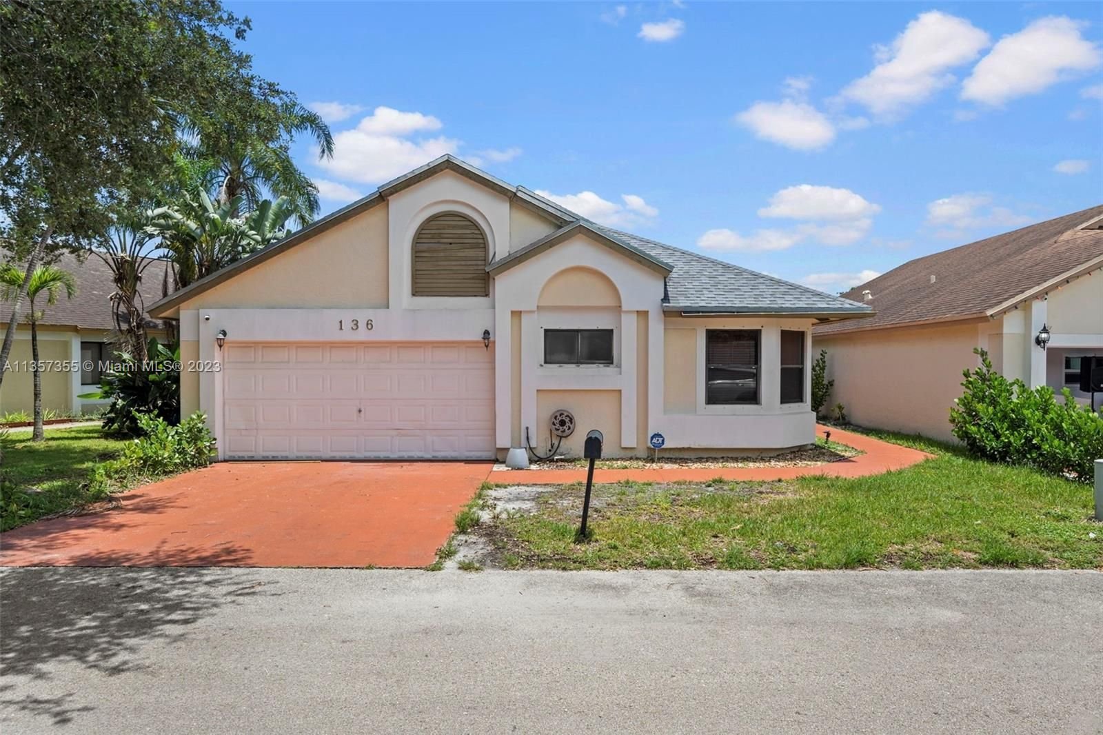 Real estate property located at 136 Colly Way, Broward County, North Lauderdale, FL