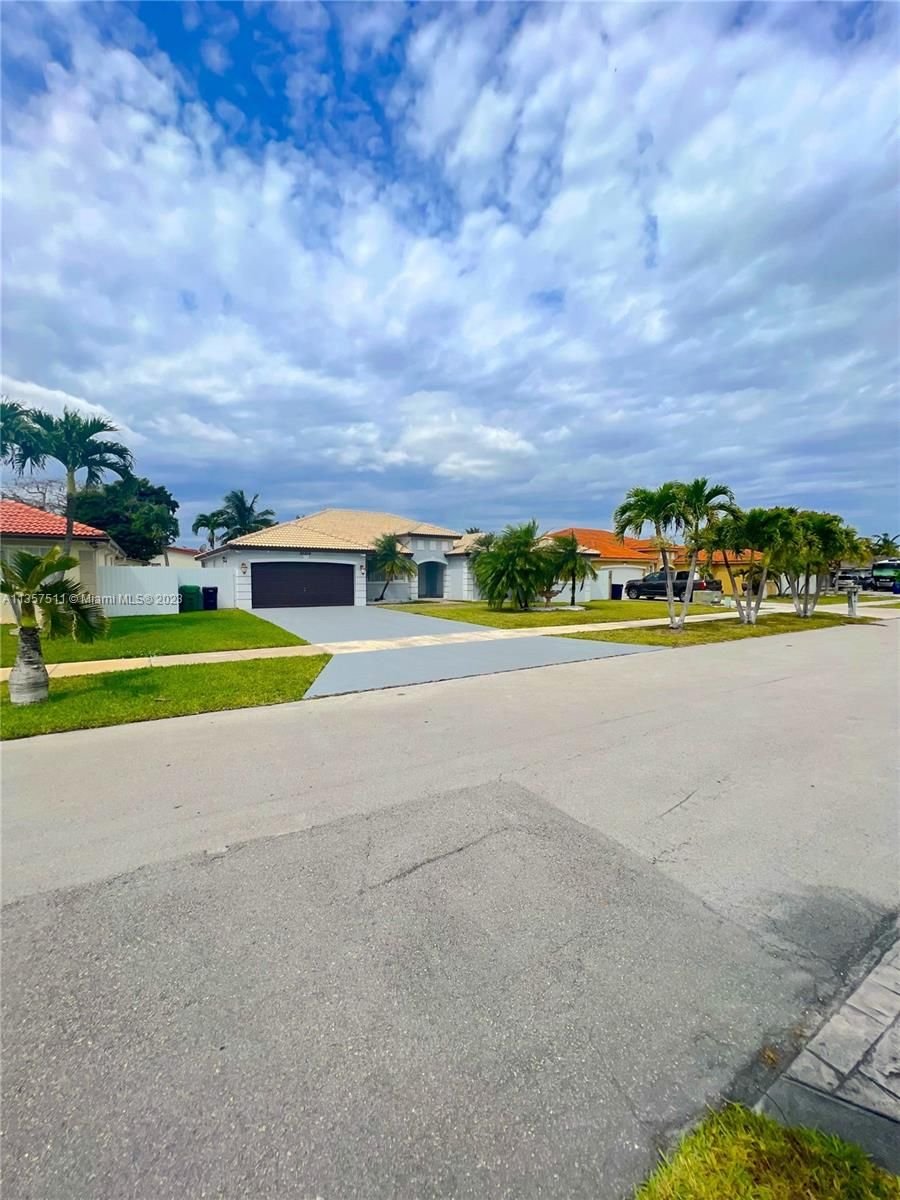 Real estate property located at 25254 122nd Pl, Miami-Dade County, Homestead, FL