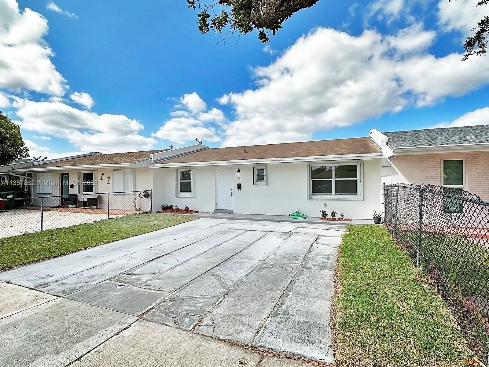 Real estate property located at 12941 48th St, Miami-Dade County, Miami, FL
