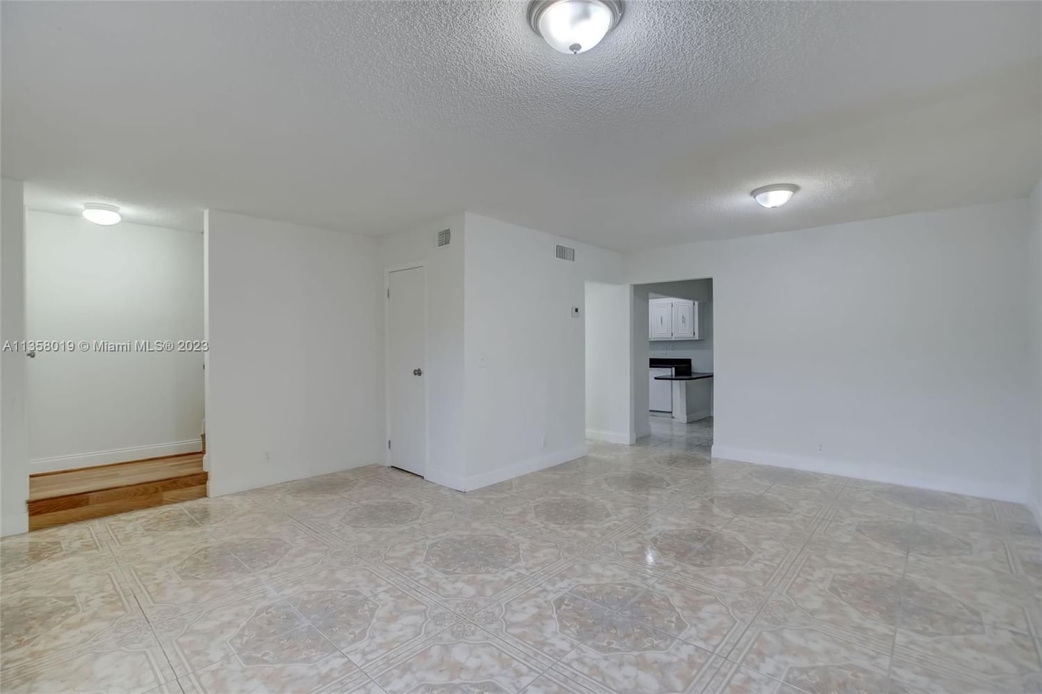 Real estate property located at 5970 29th Pl #114, Broward County, Sunrise, FL