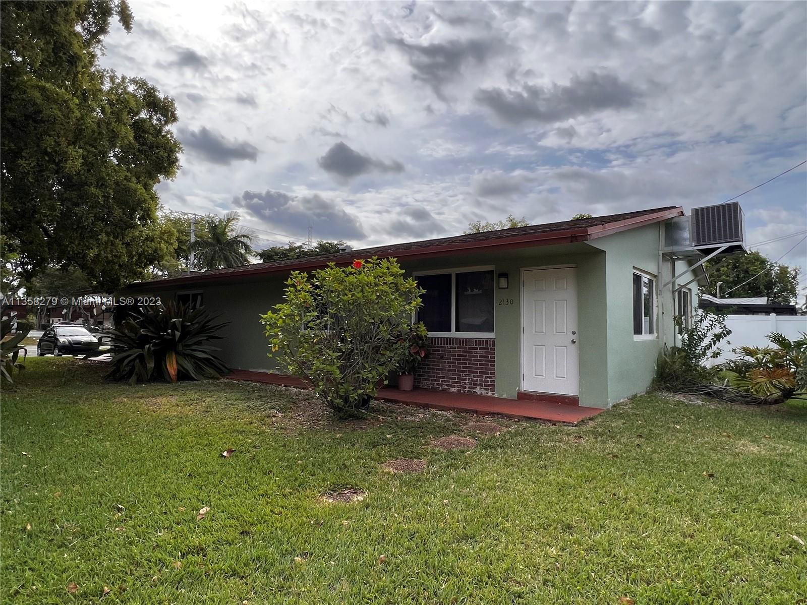 Real estate property located at 2128-2130 14th Ave, Broward County, FLAMINGO MANORS, Hollywood, FL