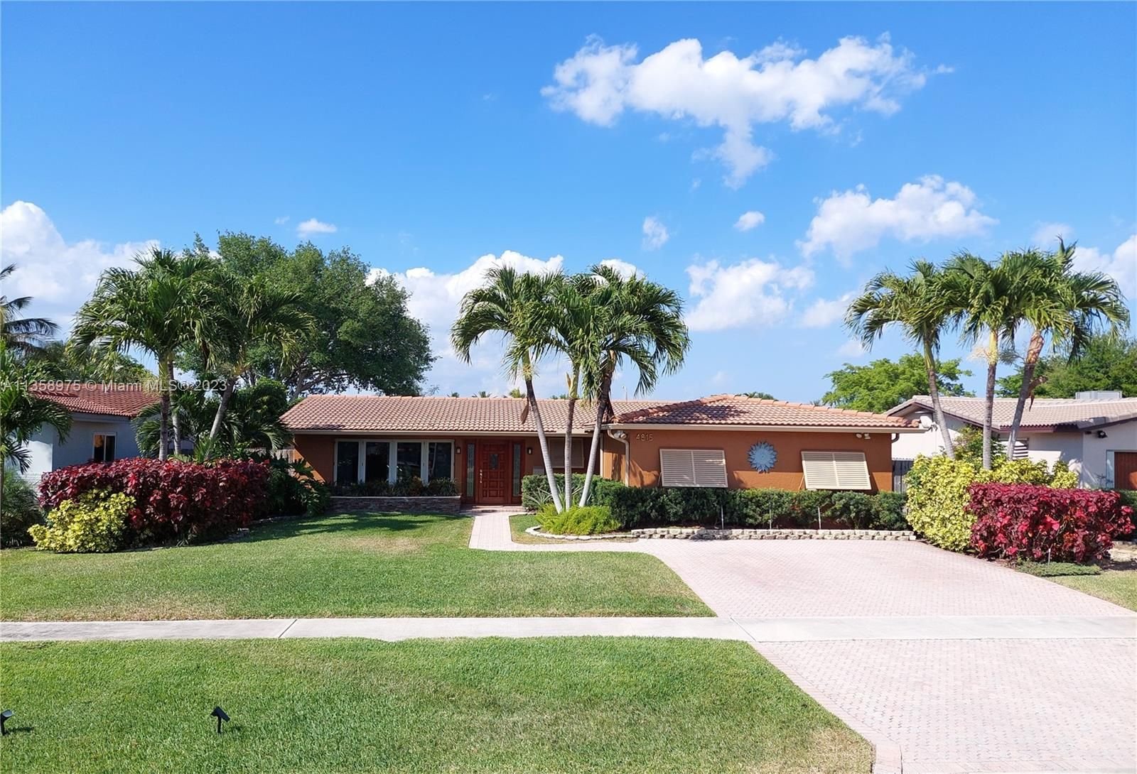 Real estate property located at 4815 Cleveland St, Broward County, Hollywood, FL