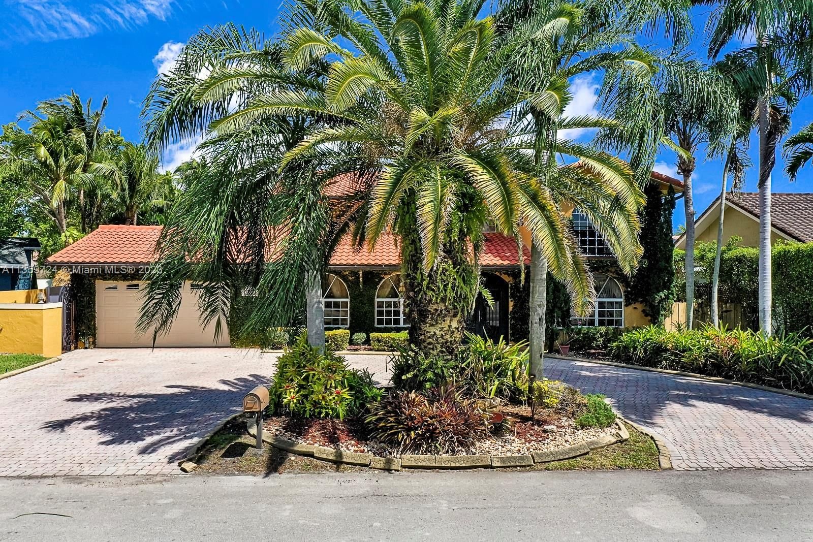 Real estate property located at 7235 Oakmont, Miami-Dade County, Miami, FL