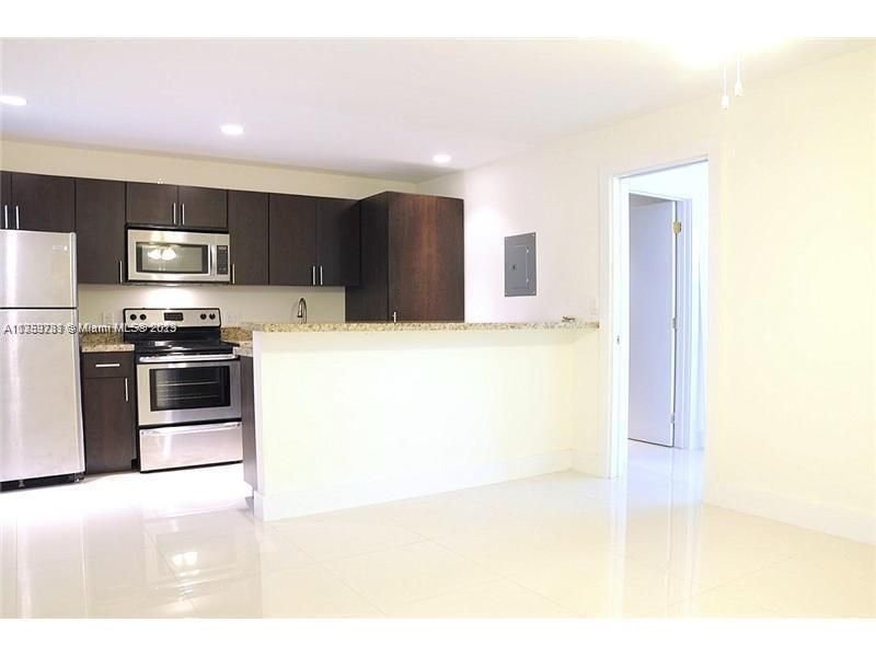 Real estate property located at 3071 27th Ave #25, Miami-Dade County, Miami, FL