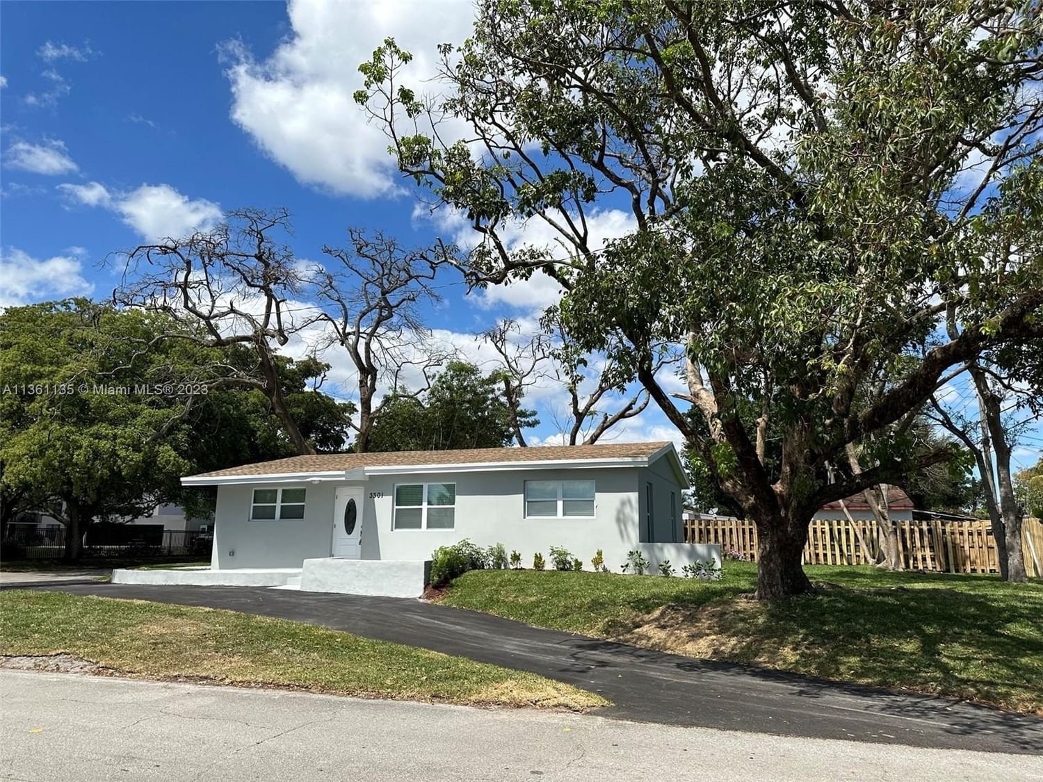 Real estate property located at 3301 72nd Way, Broward County, SEMINOLE HEIGHTS REPLAT, Hollywood, FL