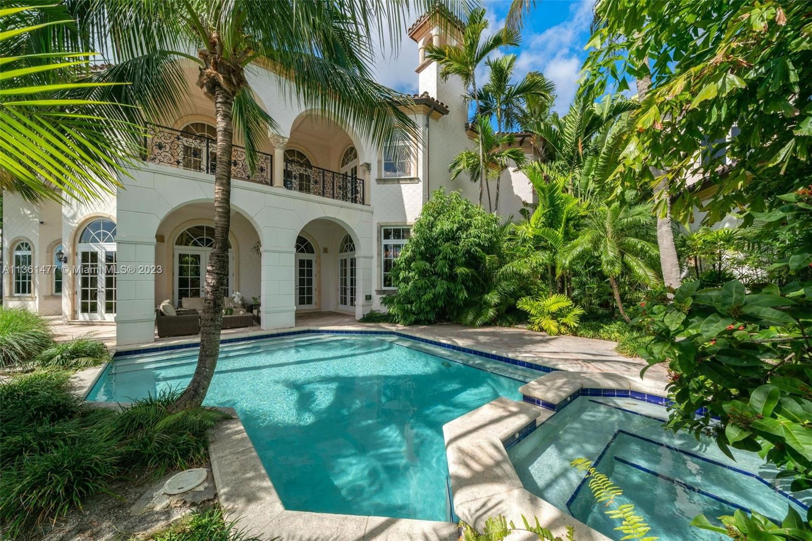 Real estate property located at 6923 Valencia Dr, Miami-Dade County, Miami Beach, FL