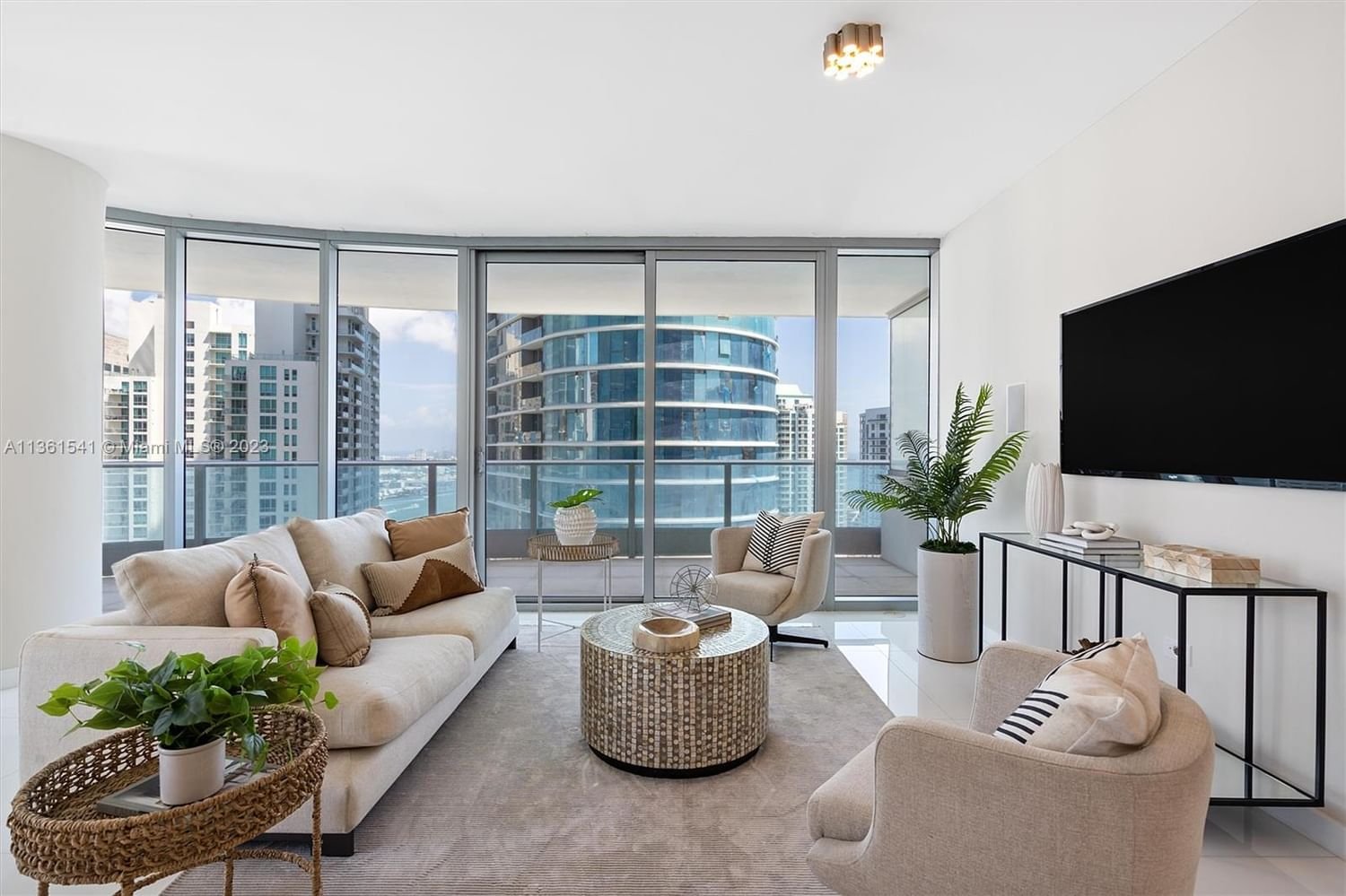 Real estate property located at 200 Biscayne Boulevard Way #3601, Miami-Dade County, EPIC WEST CONDO, Miami, FL