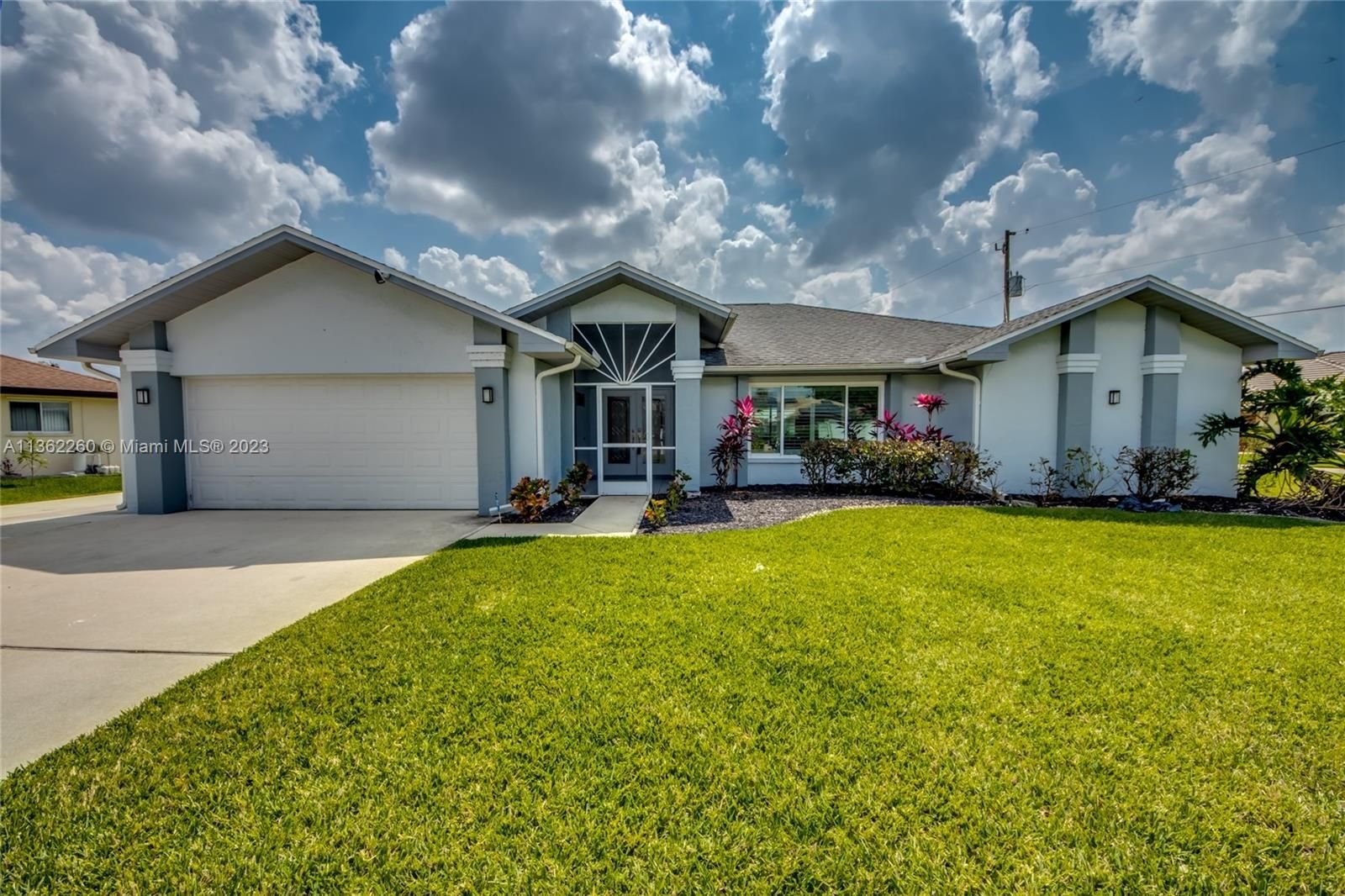 Real estate property located at 13317 Island Rd, Lee County, Fort Myers, FL