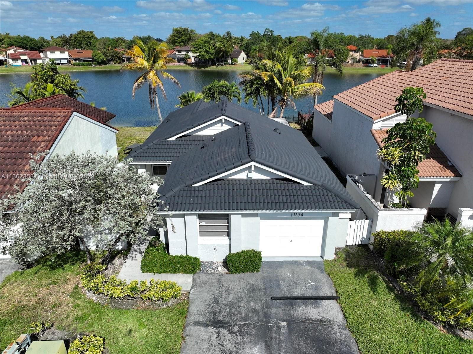 Real estate property located at 17334 63rd Pl, Miami-Dade County, Hialeah, FL