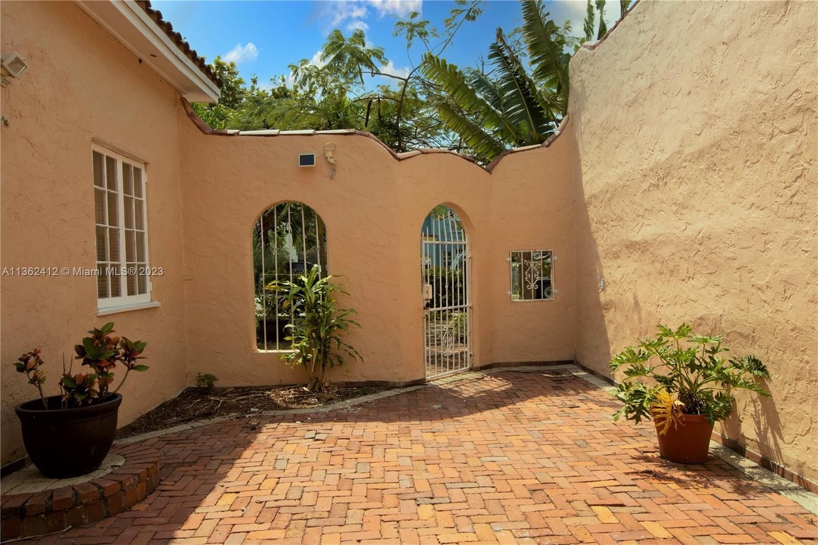 Real estate property located at 953 32nd St, Palm Beach County, West Palm Beach, FL