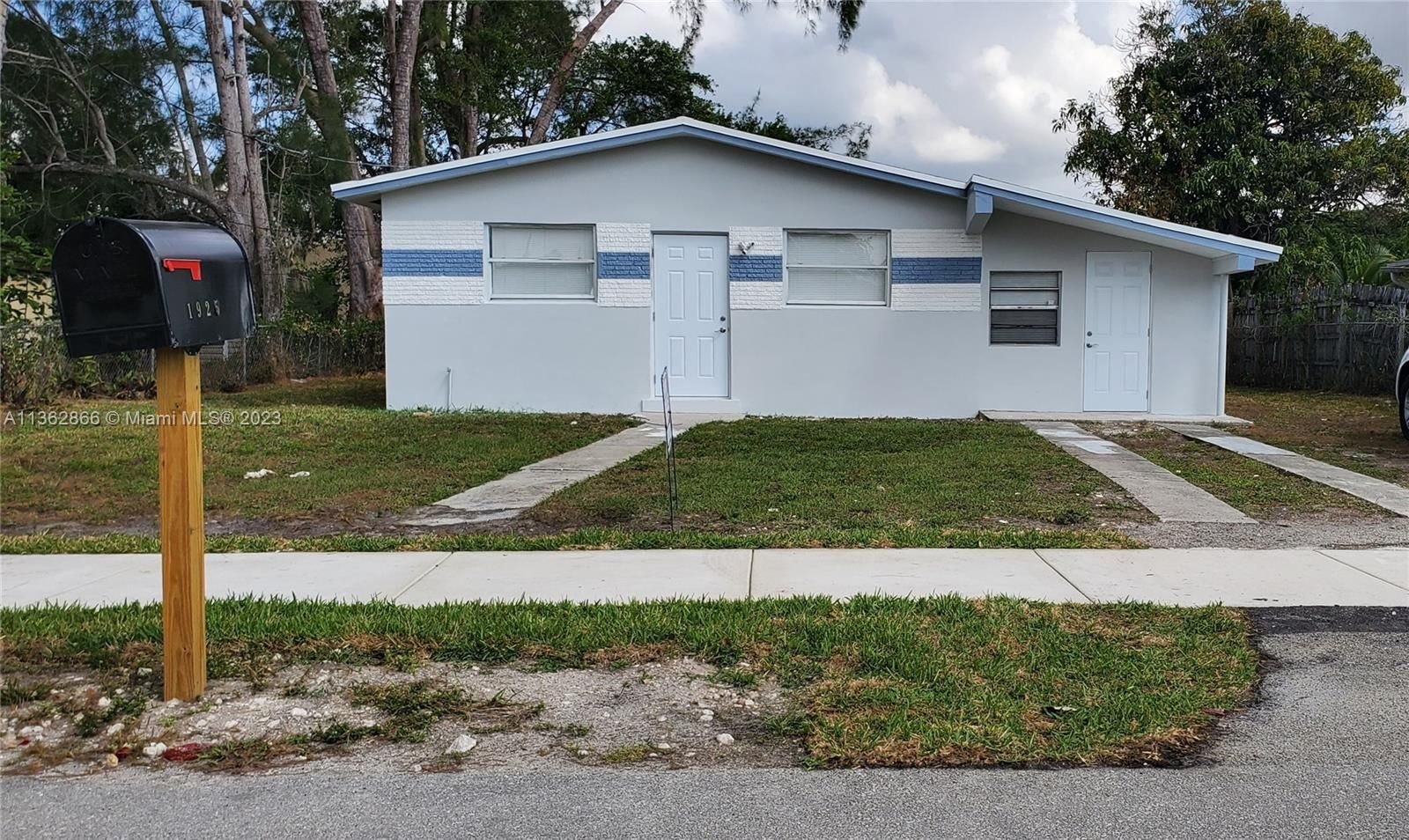 Real estate property located at 1925 27th St, Broward County, Oakland Park, FL