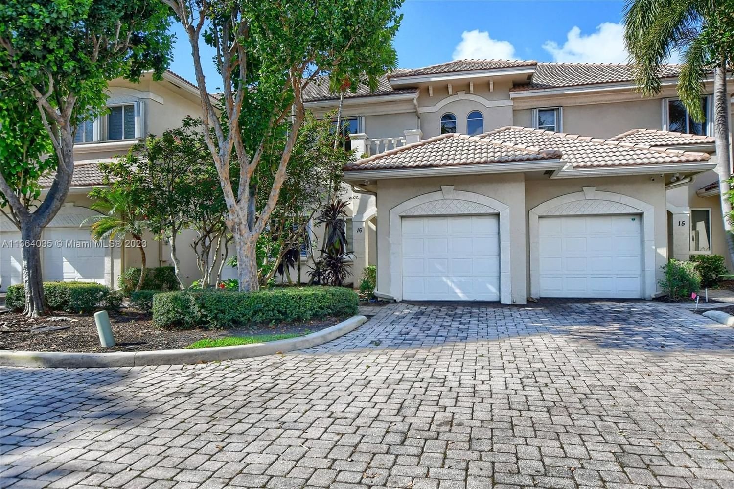 Real estate property located at 23 Royal Palm Way #16, Palm Beach County, HARBOUR HOMES OF BOCA CON, Boca Raton, FL