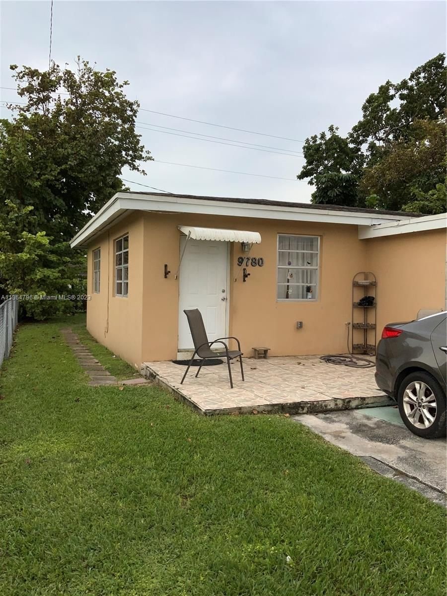 Real estate property located at 9780 Jamaica Dr, Miami-Dade County, S CORAL HOMES SEC 3, Cutler Bay, FL