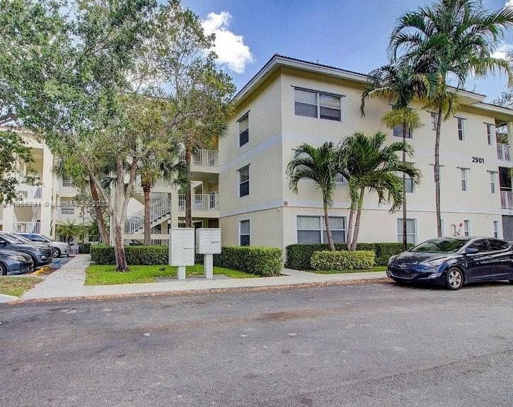 Real estate property located at 2901 Riverside Dr #103, Broward County, Coral Springs, FL