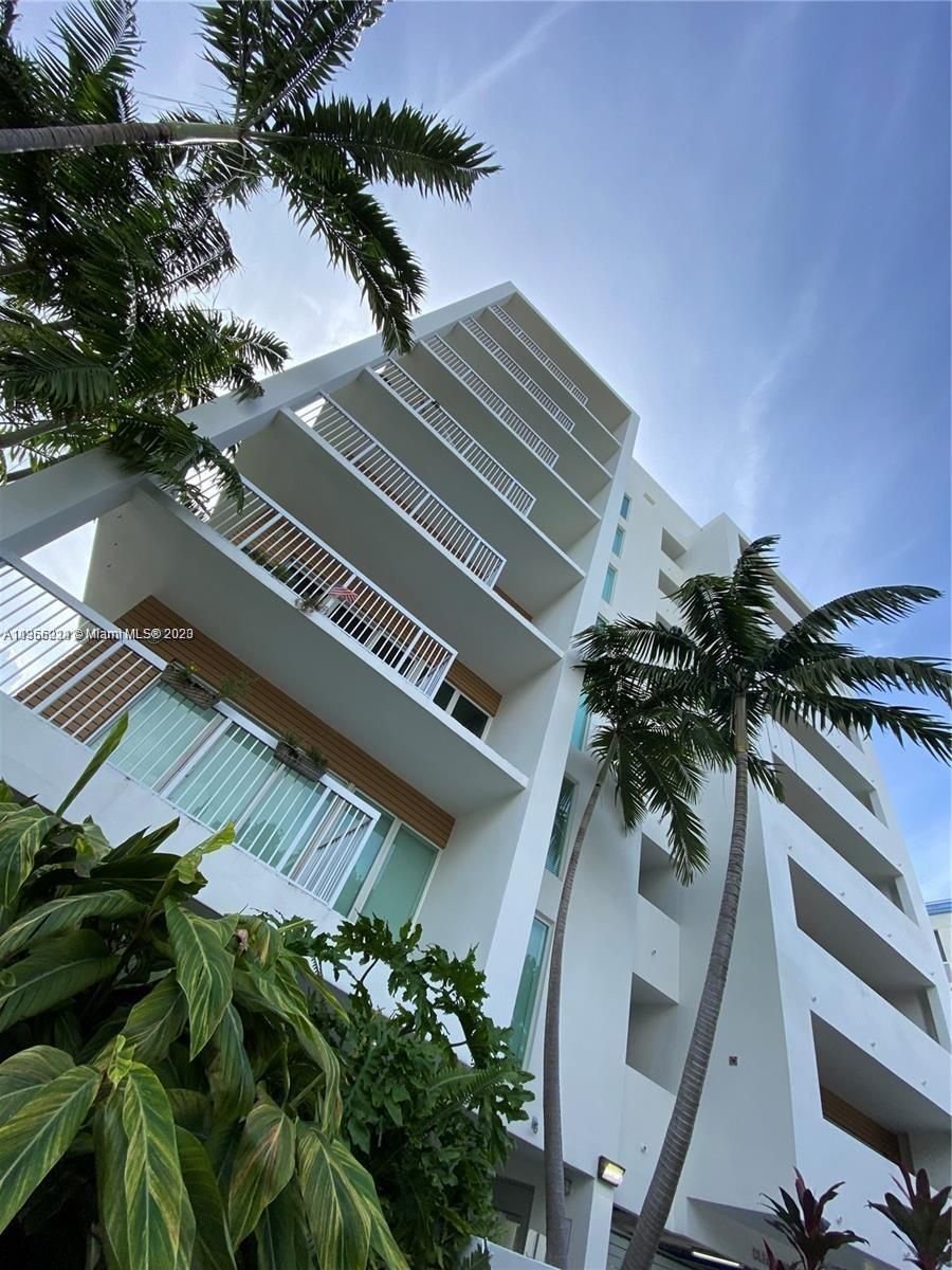 Real estate property located at 2740 28th Ter #705, Miami-Dade County, Miami, FL