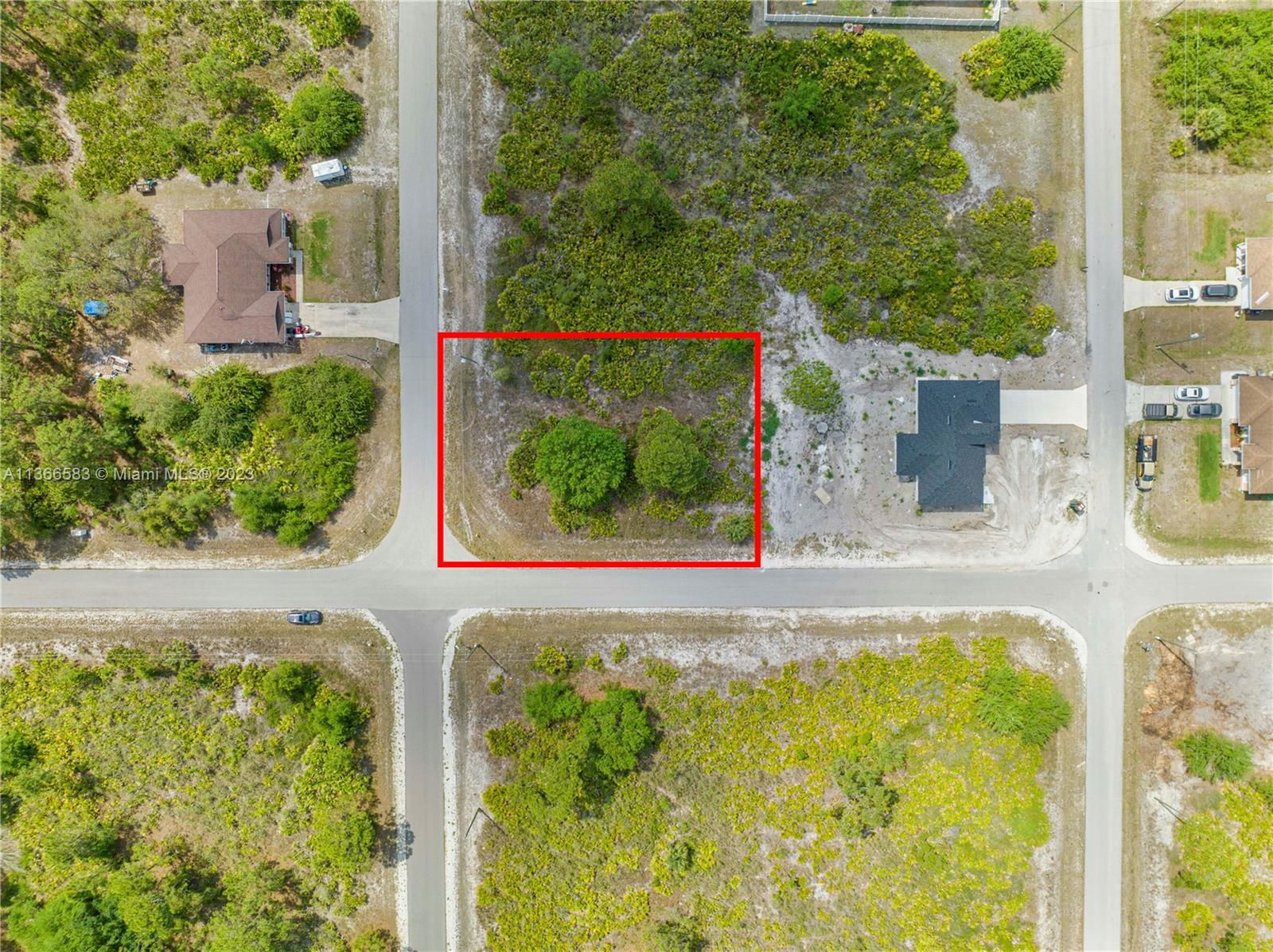 Real estate property located at 2700 39th St W, Lee County, Lehigh Acres, FL