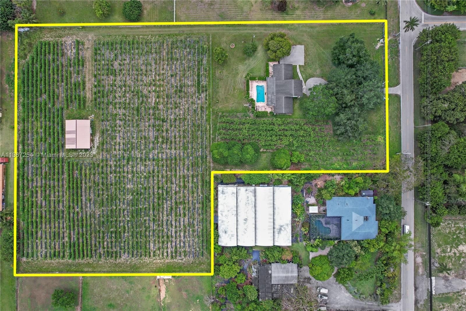 Real estate property located at 19390 232nd St, Miami-Dade County, REDLAND 5 ACRE, Miami, FL