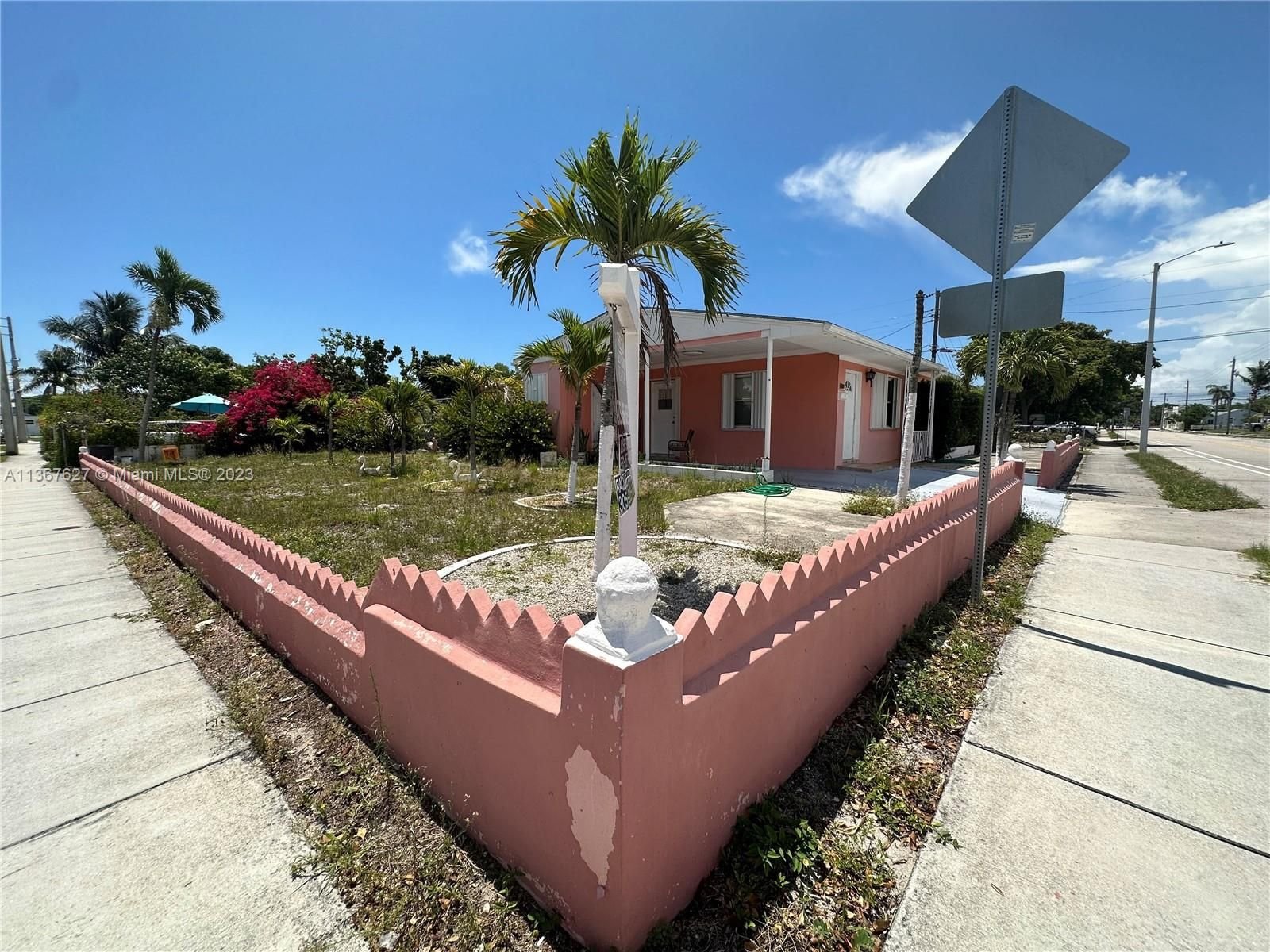 Real estate property located at 4300 Lake Ave, Palm Beach County, West Palm Beach, FL