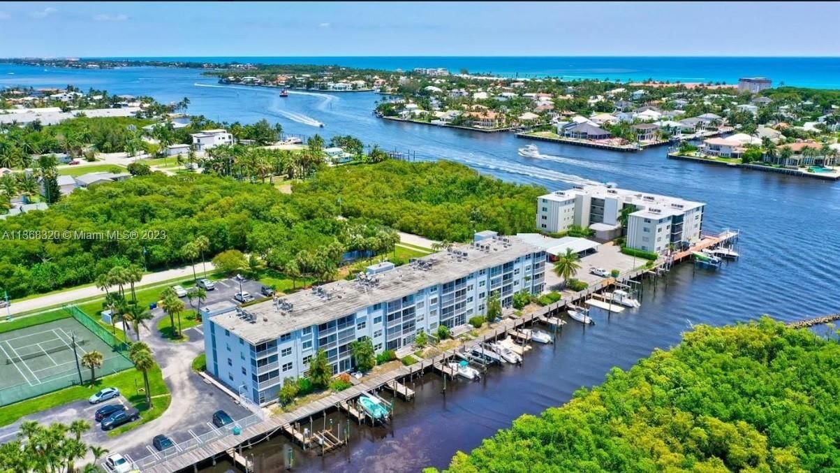 Real estate property located at 689 6th Ct #2050, Palm Beach County, HARBOUR HALL INLET CLUB C, Boynton Beach, FL