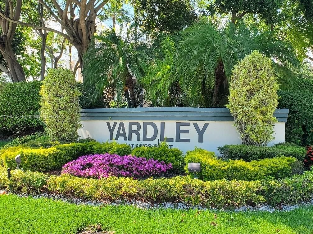 Real estate property located at 7725 Yardley Dr #113, Broward County, Tamarac, FL