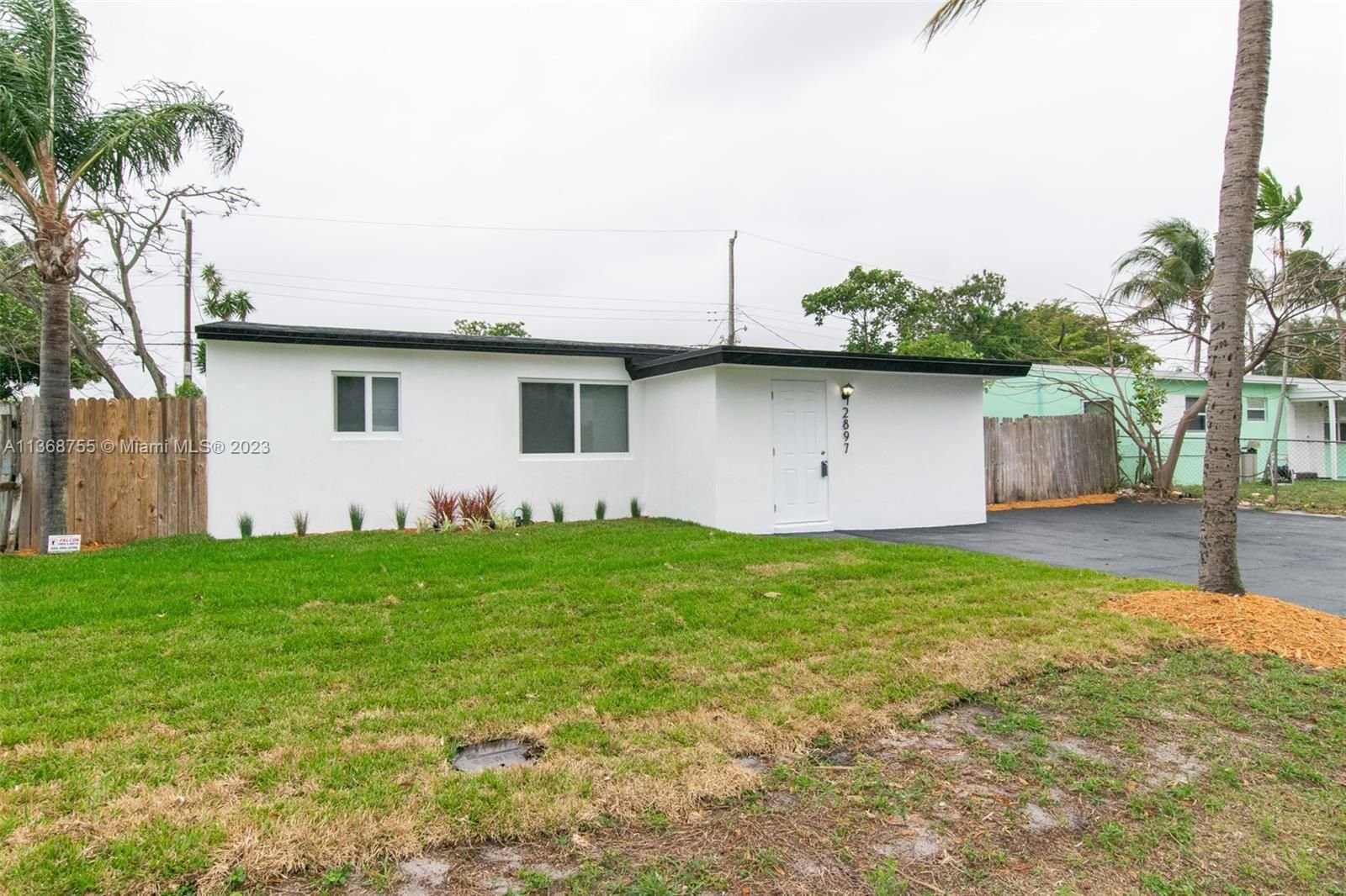 Real estate property located at 2897 12th Ave, Broward County, Pompano Beach, FL